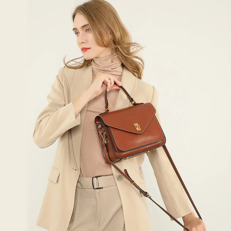 Bolsa Yanatari de Couro Legítimo